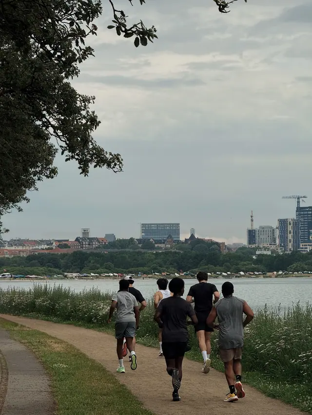 Running towards the city skyline