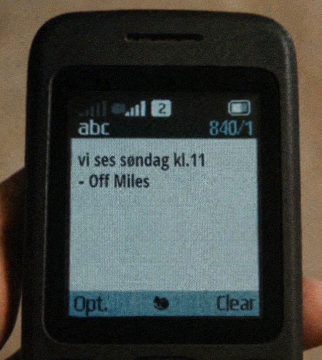 OFF MILES — visuel note fra løbefællesskabet